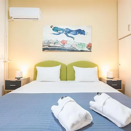 Over The Town Urban 1br Apt. 7' To Thiseio Metro * Athens