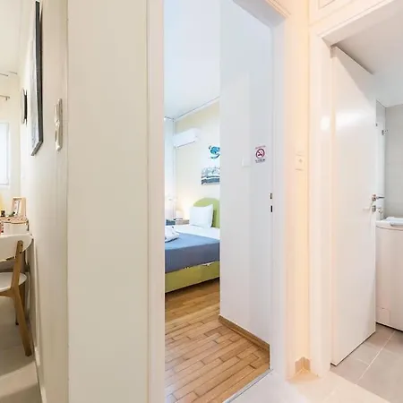 Over The Town Urban 1br Apt. 7' To Thiseio Metro Apartment *